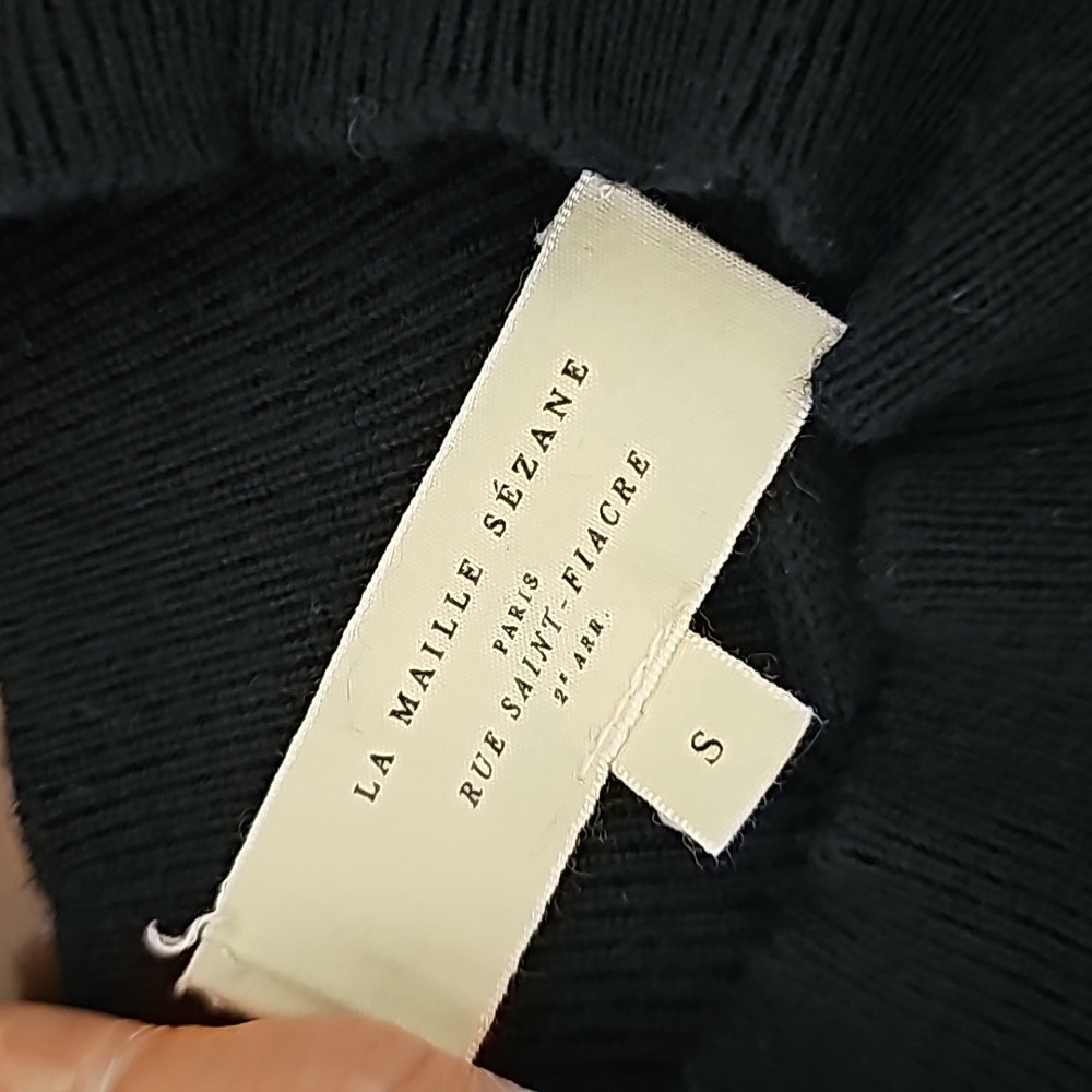 Sweater - Picture 5 of 6